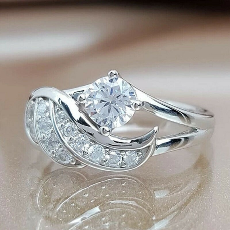 Nhẫn đính đá zircon hình cánh thiên thần sang trọng cho nữ