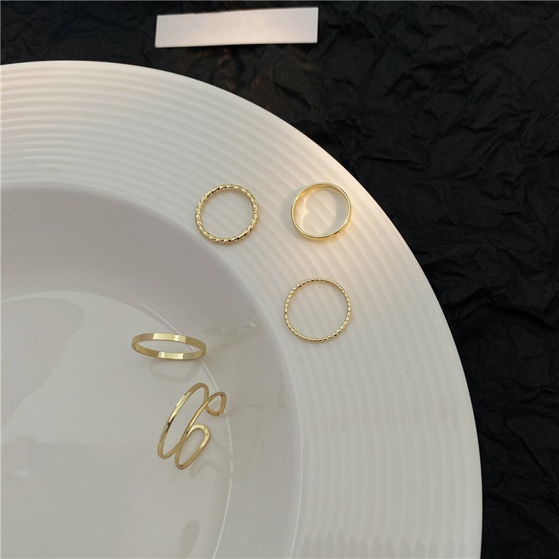Set 5 nhẫn đeo khớp ngón tay kim loại màu vàng/ đen đơn giản phong cách Hàn Quốc dành cho nữ