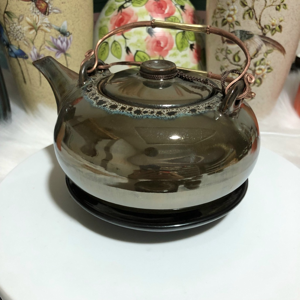 Bộ Ấm chén tách trà hỏa biến Bát tràng  mầu VÀNG ĐỒNG ấm GIANG TÂY vẽ DA BÁO trong lòng gốm cam kết hàng chuẩn
