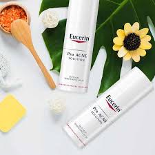 KEM DƯỠNG GIÚP GIẢM MỤN, TRẮNG DA EUCERIN PROACNE DAY MAT WHITENING SPF30 50ML