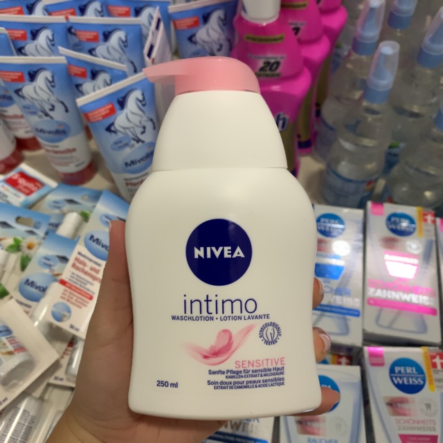 DUNG DỊCH VỆ SINH PHỤ NỮ NIVEA Đức