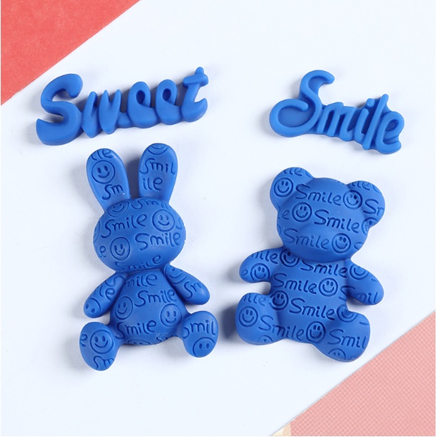 Sticker jibbitz gắn dép sục Crocs hình gấu, thỏ, chữ Smile, Sweet tông màu xanh lam