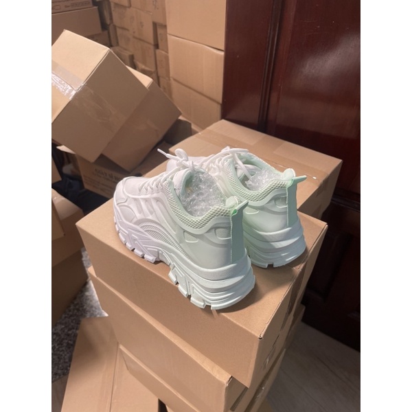 Giày nữ Sneaker thể thao mẫu cực Trend A2218 T SNEAKER 3 màu sơn cực Hót Hít