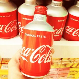Coca cola nhật: 30k/ chai