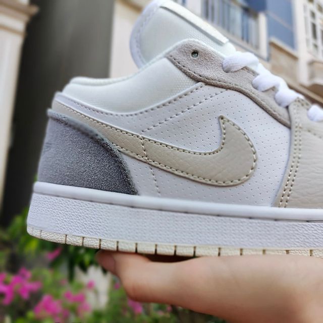 Giày 𝐉𝐨𝐫𝐝𝐚𝐧 1 low paris màu xám gót xanh nam nữ, Giày sneaker JD 1 paris cổ thấp bản đẹp 2021 | BigBuy360 - bigbuy360.vn