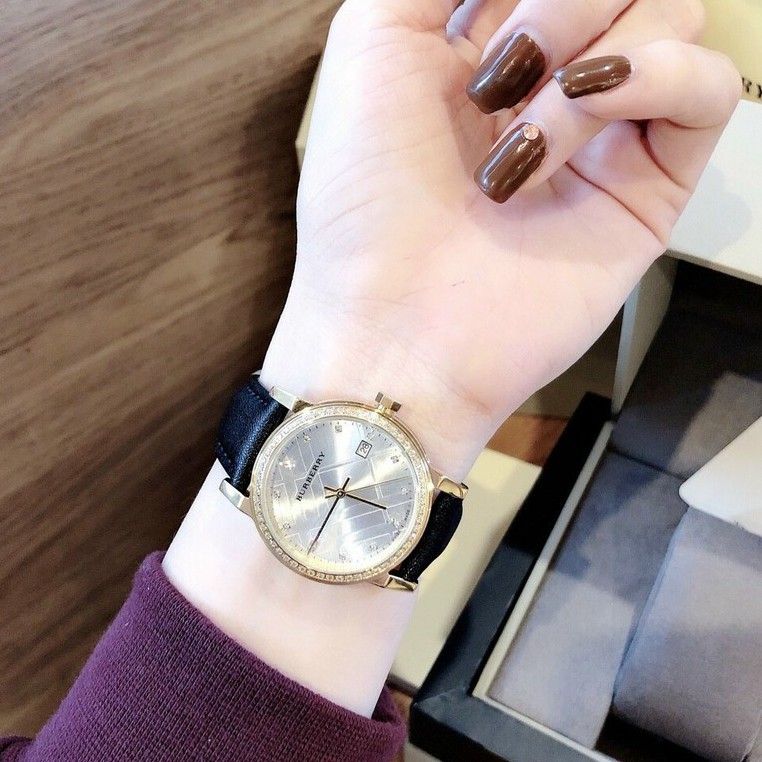 Đồng hồ nữ Burberry dây da cao cấp, viền đính đá, tặng box thẻ bảo hành 12 tháng - Đồng hồ BBR (burbery) MTP-STORE MTP-S | BigBuy360 - bigbuy360.vn