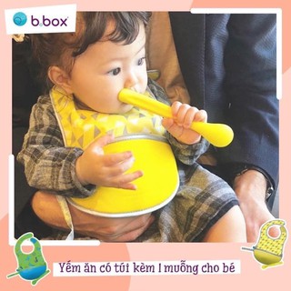 B.BOX Yếm ăn dặm kèm thìa 3938