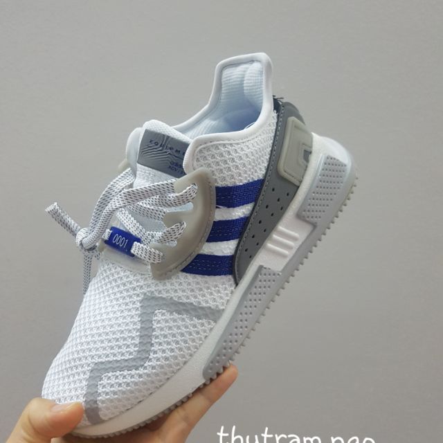 Giày thể thao EQT