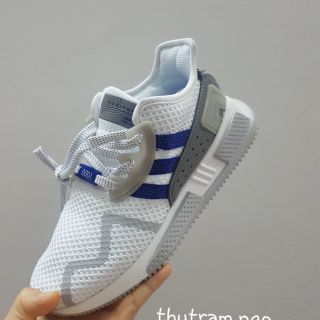 Giày thể thao eqt