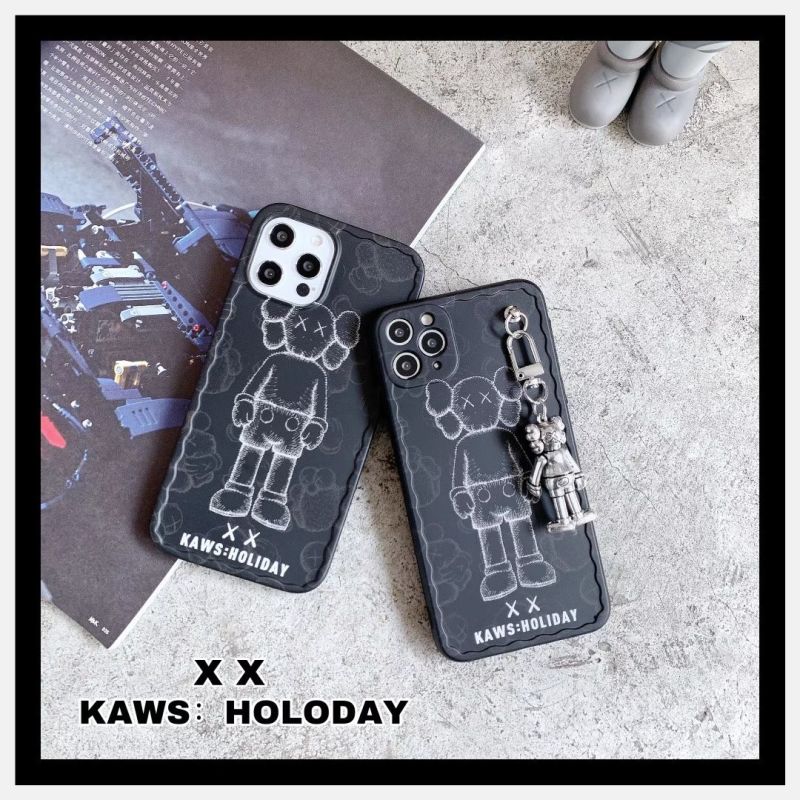 Ốp điện thoại hoạt hình KAWS bảo vệ toàn diện camera cho iphone 12pro max 12mini 11Pro Max XS Max XR SE 2020 7 8 Plus | BigBuy360 - bigbuy360.vn