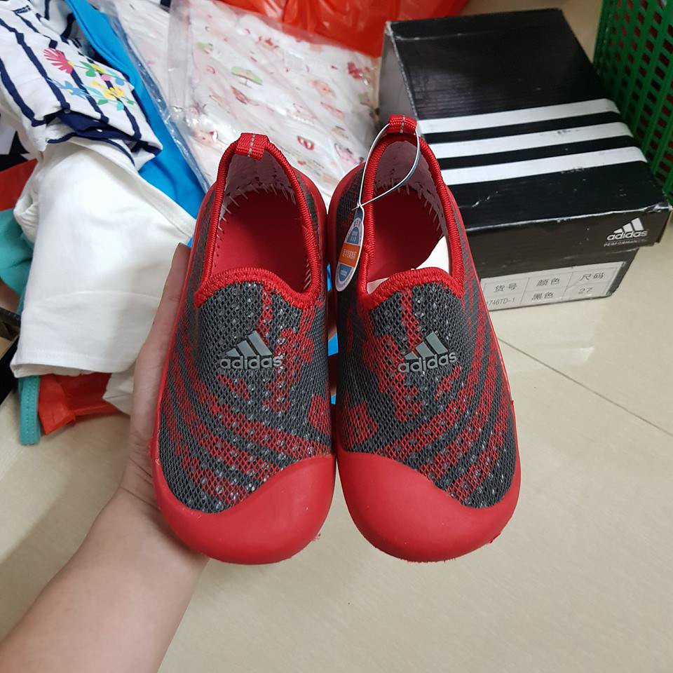 Giày lưới adidas xuất xịn made in vietnam. Đi êm chân nhẹ nhàng thích hợp đi mùa hè