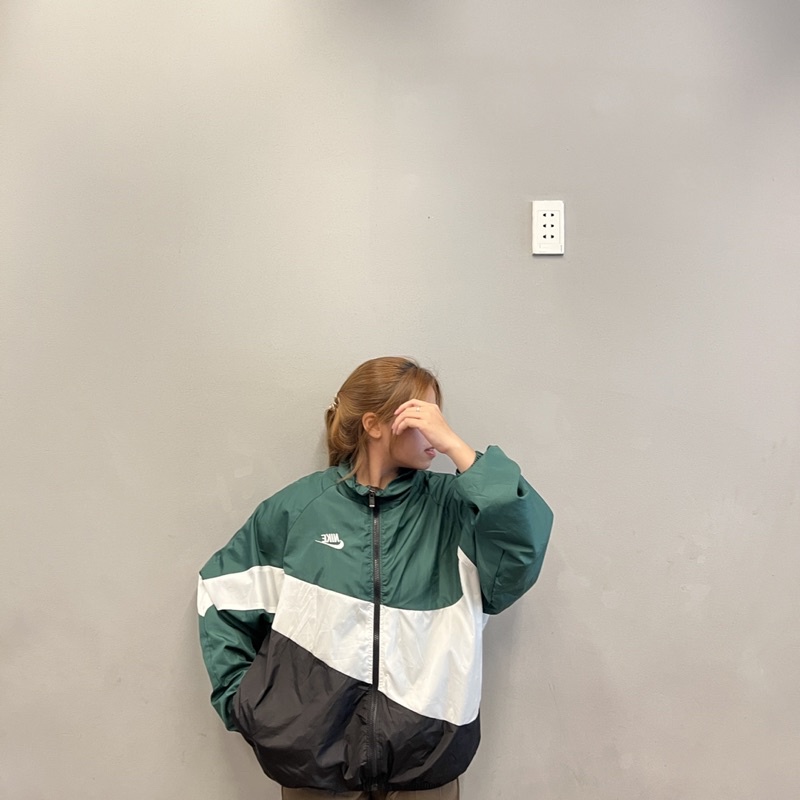 Áo Khoác Jacket Nike Swoosh Woven Vintage Nam Nữ Vải Dù 2 Lớp Cao Cấp LBsar