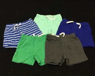 Quần short Old navy  hè cho bé trai bán set 5c .