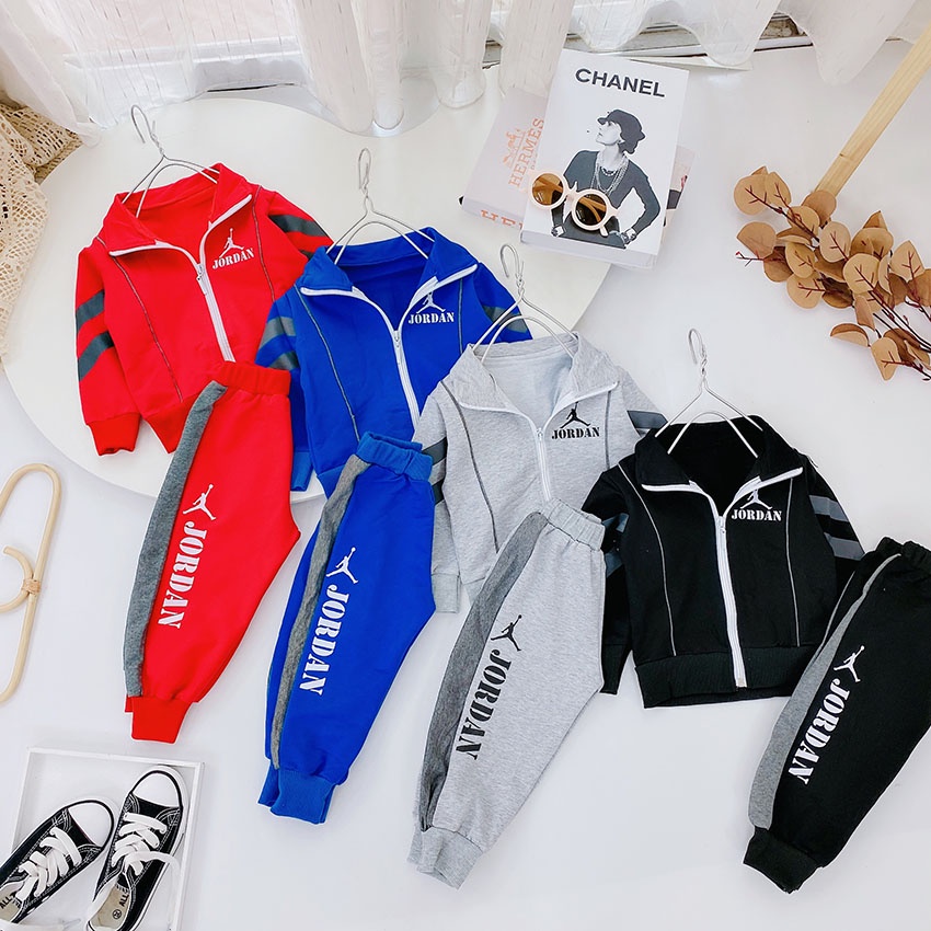 Bộ Quần Áo Dài Tay Thu Đông Dáng Thể Thao Vải Nỉ Da Cá In Hình Jordans Cho Bé Từ 8-18kg Mã DC05
