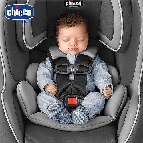 Ghế ngồi ô tô từ sơ sinh Chicco NextFit Zip ghi đen