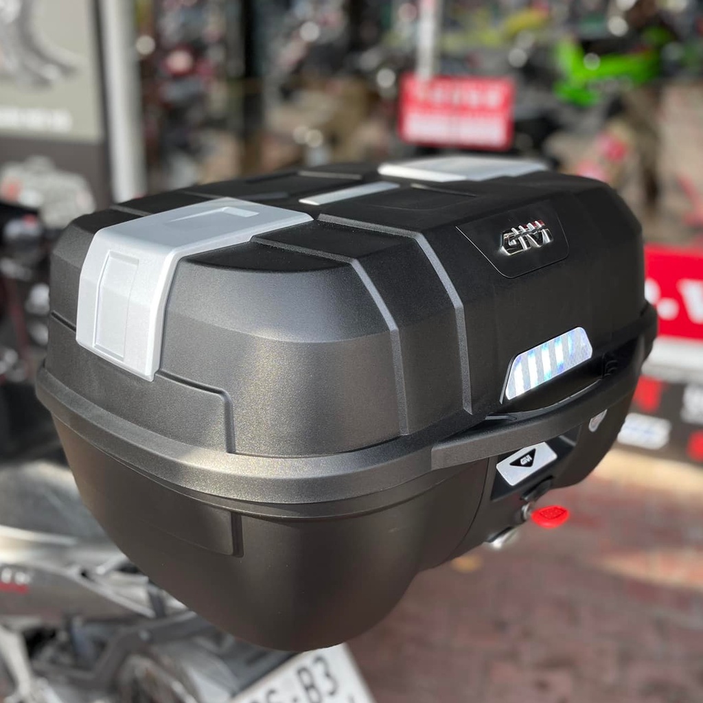 Thùng sau Givi B45NM hệ thống khóa Monolock cao cấp dung tích 45 lít kèm đế gắn thùng Givi MP70N chính hãng