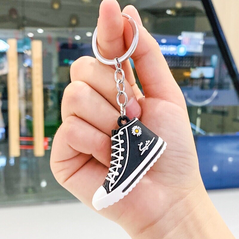 MÓC KHOÁ CHIẾC GIÀY HOA CÚC MINI