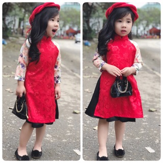 Áo dài gấm trơn tay hoa màu đỏ