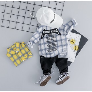 Set sơ mi caro quần jeans đen