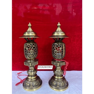 Đôi đèn điện thờ bằng đồng màu giả cổ 48cm