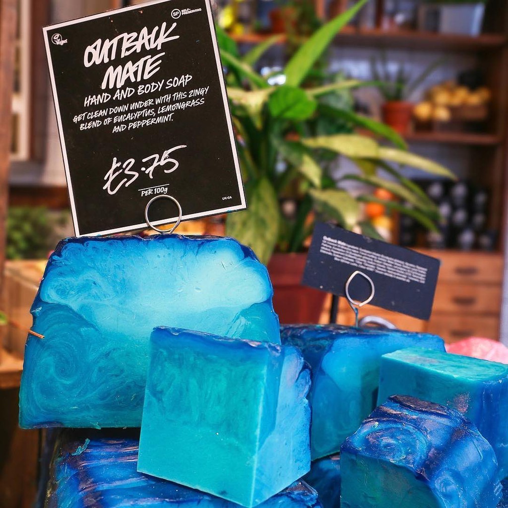 Bánh xà phòng LUSH - Outback Mate soap | BigBuy360 - bigbuy360.vn