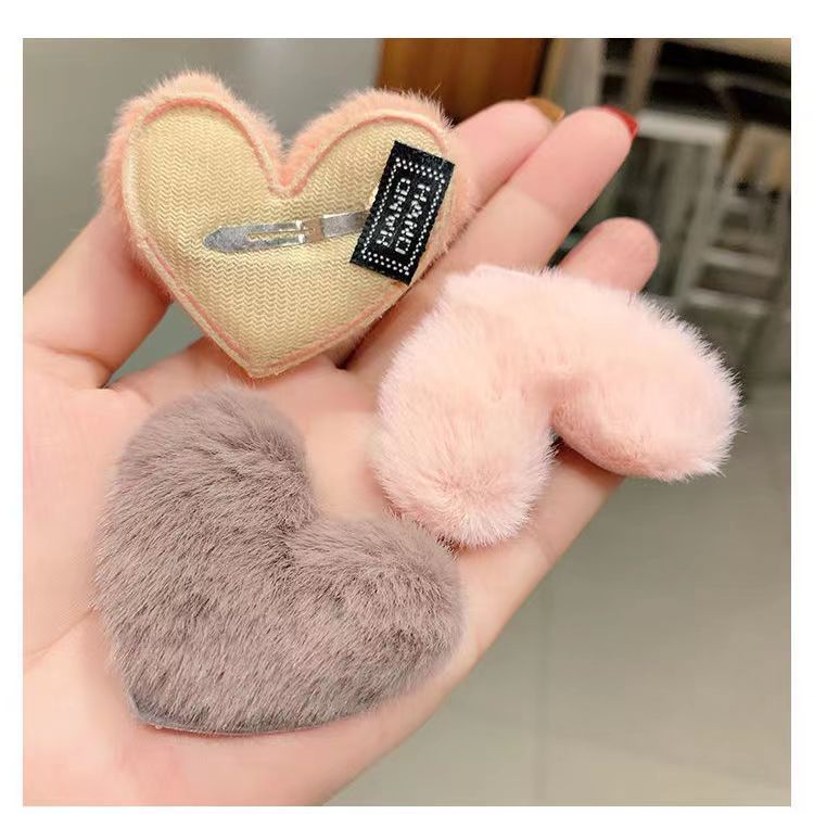 Kẹp Tóc Phủ Lông Hình Trái Tim Dễ Thương Phong Cách Hàn Quốc Thời Trang Thu Đông Dành Cho Nữ