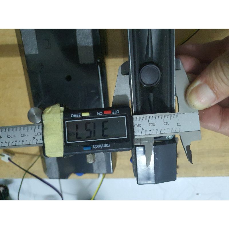 Loa toàn dải Tivi Samsung có hộp nhựa ABS kiểu 4