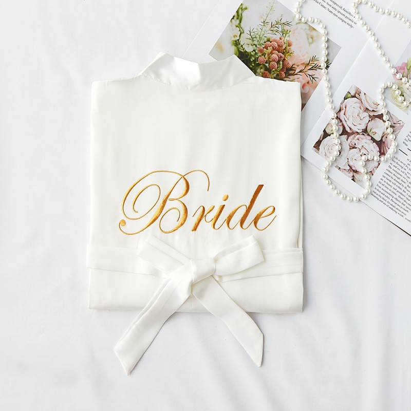[có sẵn] áo choàng ngủ - có thêu chữ BRIDE dành cho cô dâu (hàng cao cấp, thêu sắc nét) | BigBuy360 - bigbuy360.vn