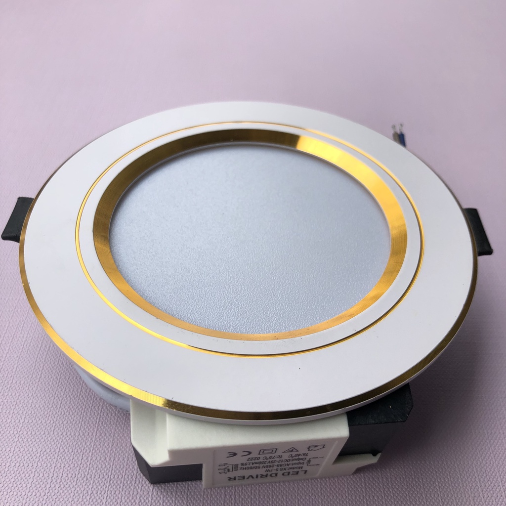 Đèn Led âm trần 7w 3 chế độ màu phi 90 viền vàng- viền bạc ánh sáng đẹp