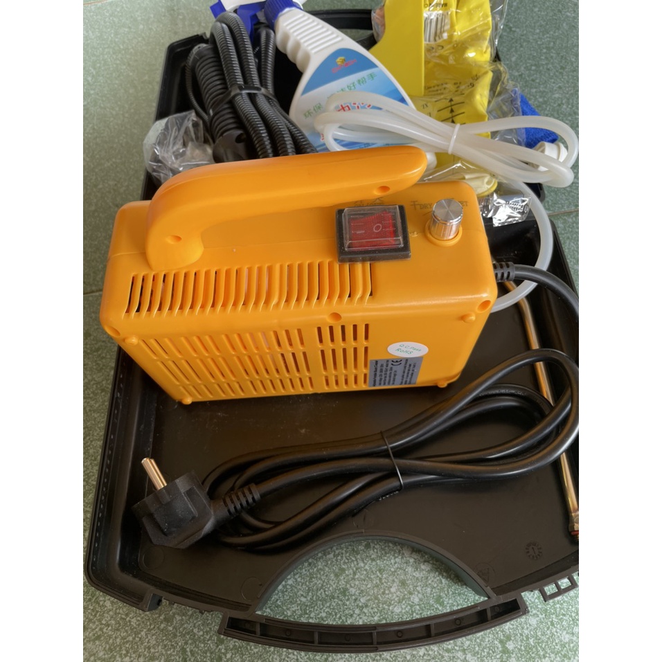 Máy Phun Xịt Rửa Hơi Nước Nóng 220V 2600W