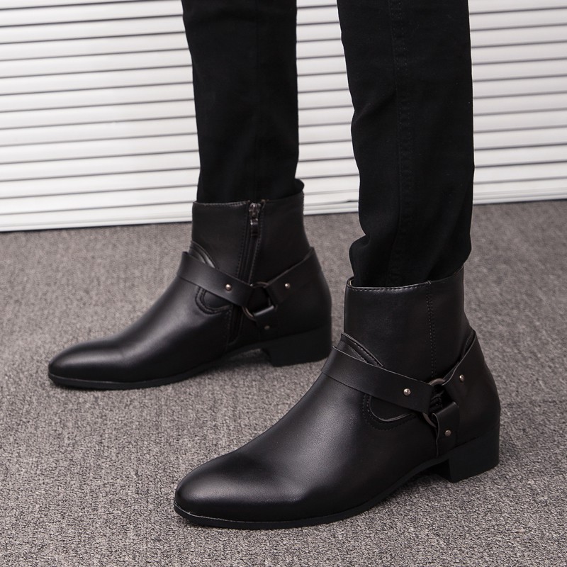 Stylish vintage leather shoes for men