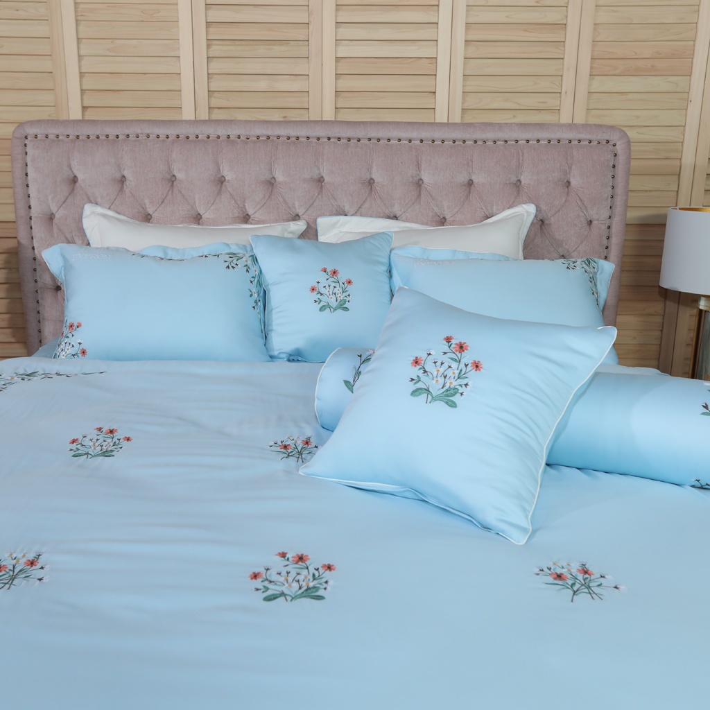 Bộ bốn mùa EVERON gồm: 01 Ga phủ + 01 Chăn bốn mùa 200*220 + 02 Vỏ gối 45*65 EST 20035