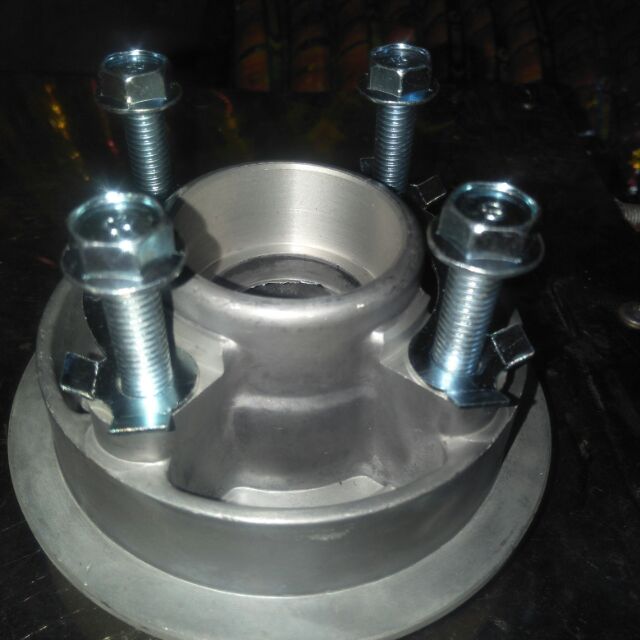 Củ bắt nhông xích hãng mạnh quanh nắp cho tất cả các xe xe Dream. Wave .81. 82