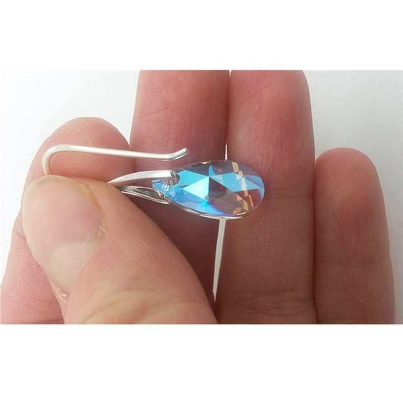 Hoa Tai Đính Đá Pha Lê Xanh Dương Thiết Kế Hợp Thời Trang