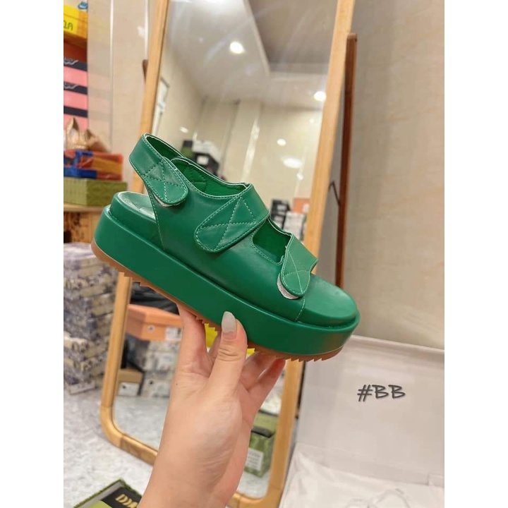 Sandal nữ quai dán trần chỉ đế bánh mì Nguyên hộp hãng cao cấp