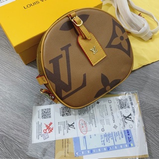 Lv tròn du lịch