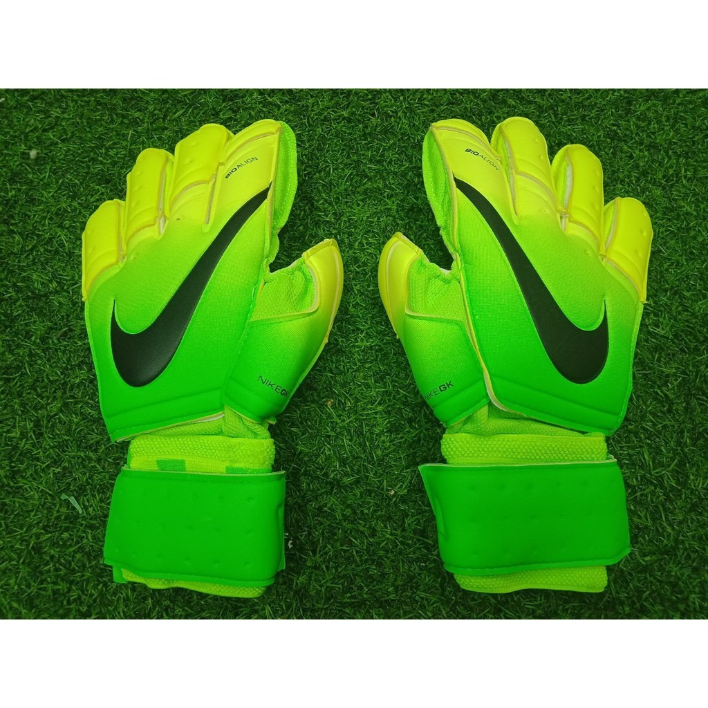 GĂNG TAY THỦ MÔN CÓ XƯƠNG CAO CẤP GK VAPOR GRIP3 MÀU DÀN DI