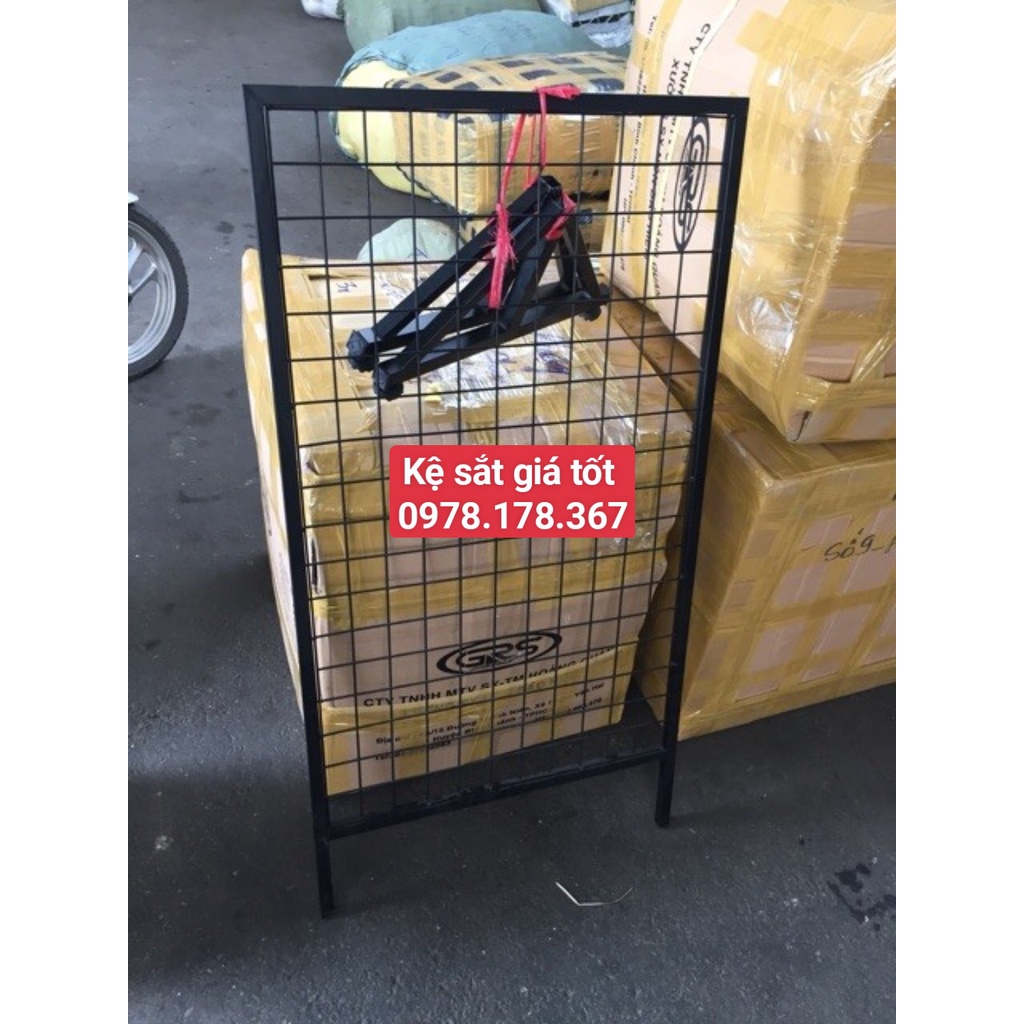 Khung lưới sơn tĩnh điện cao cấp, khung lưới treo phụ kiện có bánh xe