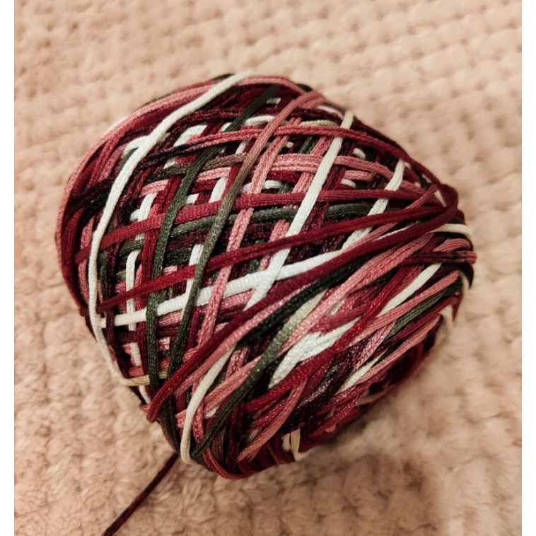 Len sợi màu loang