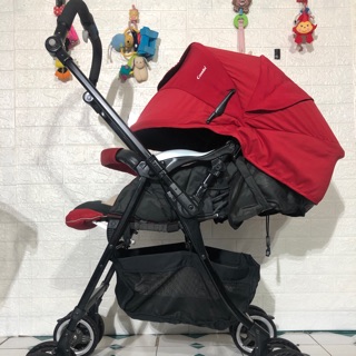 Xe Đẩy Combi Diaclasse YB500