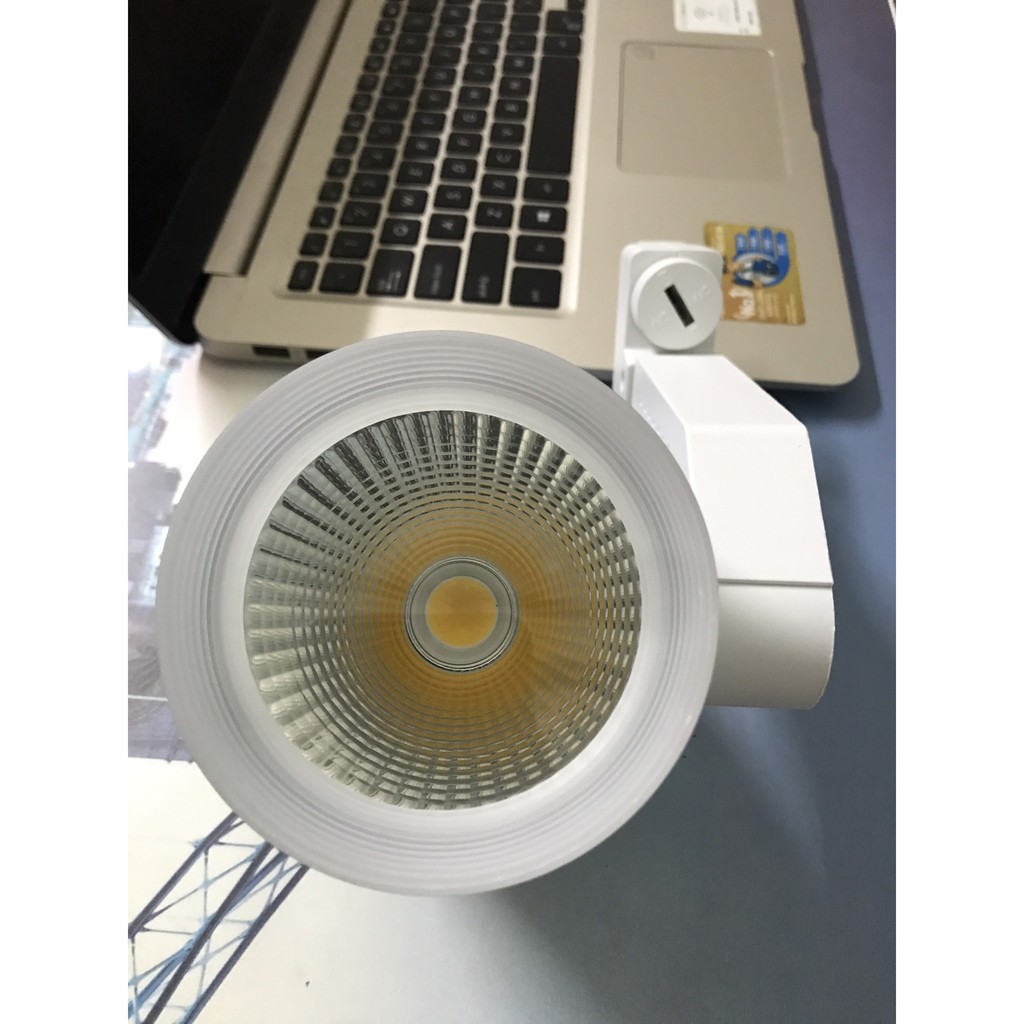Đèn rọi cao cấp
