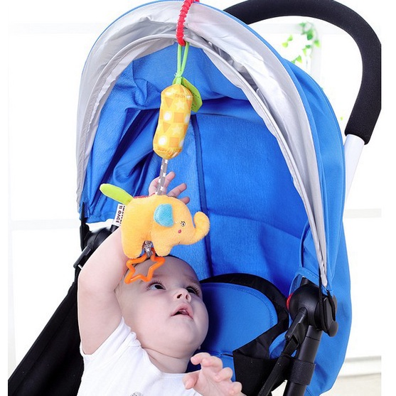 Đồ chơi thú bông có vòng treo xe đẩy cho bé