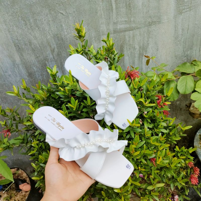 Dép bigsize quai chéo phối ngọc size 35-43