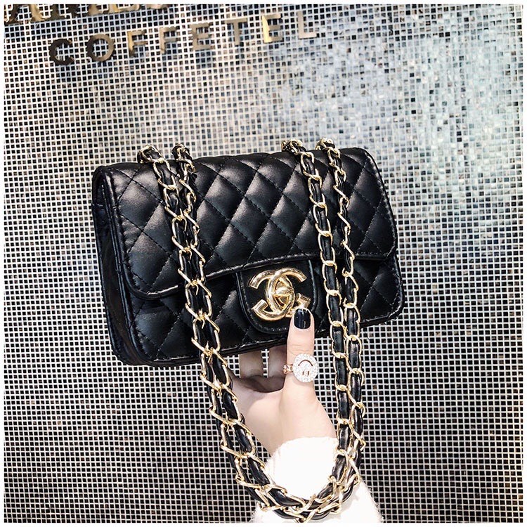 Túi xách nữ đeo chéo đeo vai classic trám chỉ phong cách basic phù hợp đi chơi đi tiệc CV1