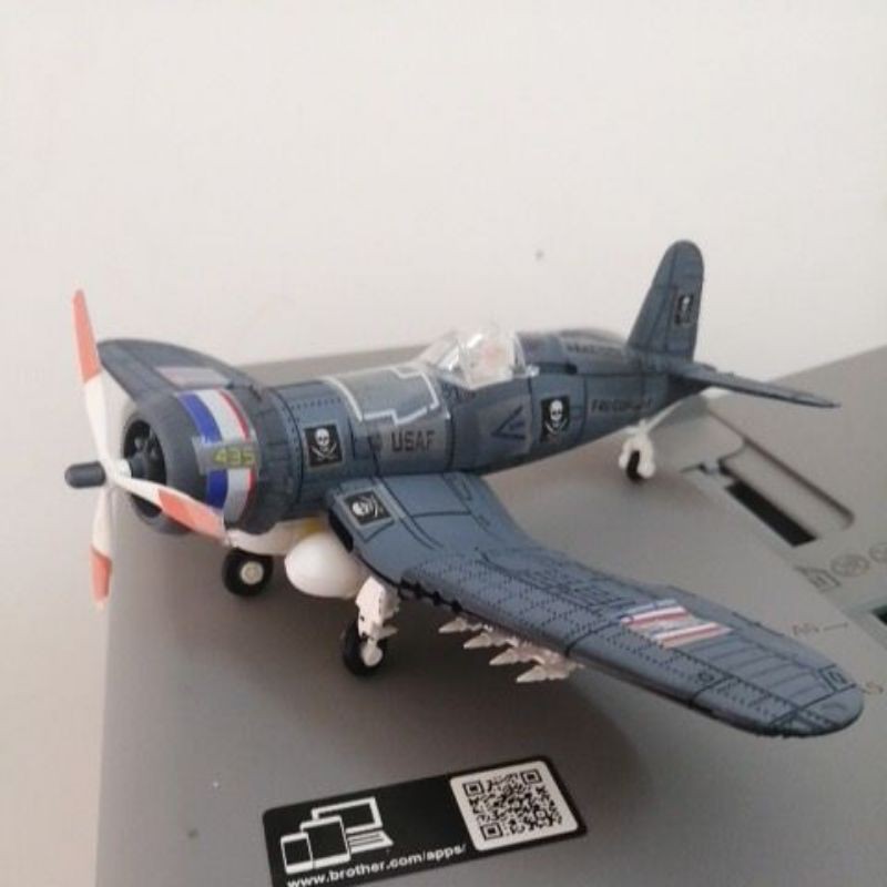 Bộ mô hình tự lắp ráp (DIY)-Máy bay VOUGHT F4U CORSAIR Tỷ lệ 1:48