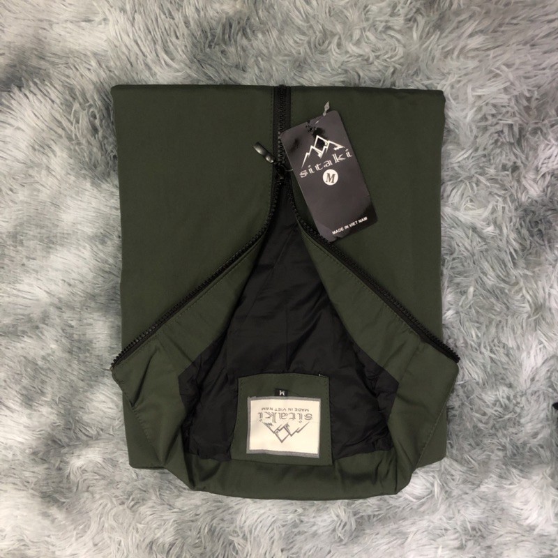 ÁO KHOÁC DÙ NAM PHỐI KHÓA TAY