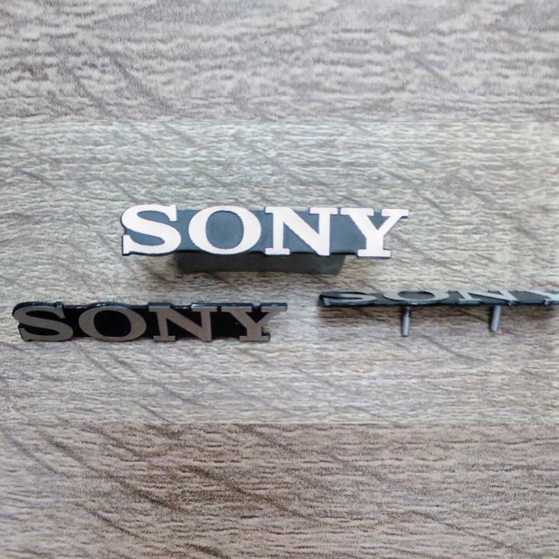 Tem nhôm hiệu Sony dán amply và loa