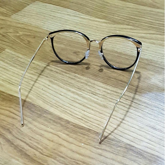 Mắt Kính Giả Cận Form Tròn Nửa Gọng Kim Loại Bạc Nhiễn &amp; Nhựa( bao da+ kính+ khăn)