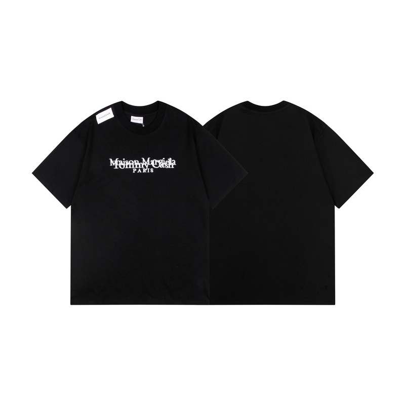 Áo thun tay ngắn màu đen form rộng trẻ trung Maison Margiela X Tommy MM6