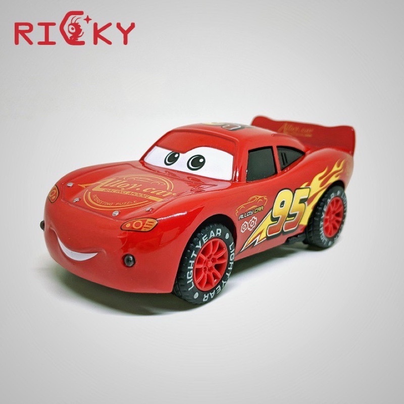 Xe sắt MC Queen tia chớp có âm thanh